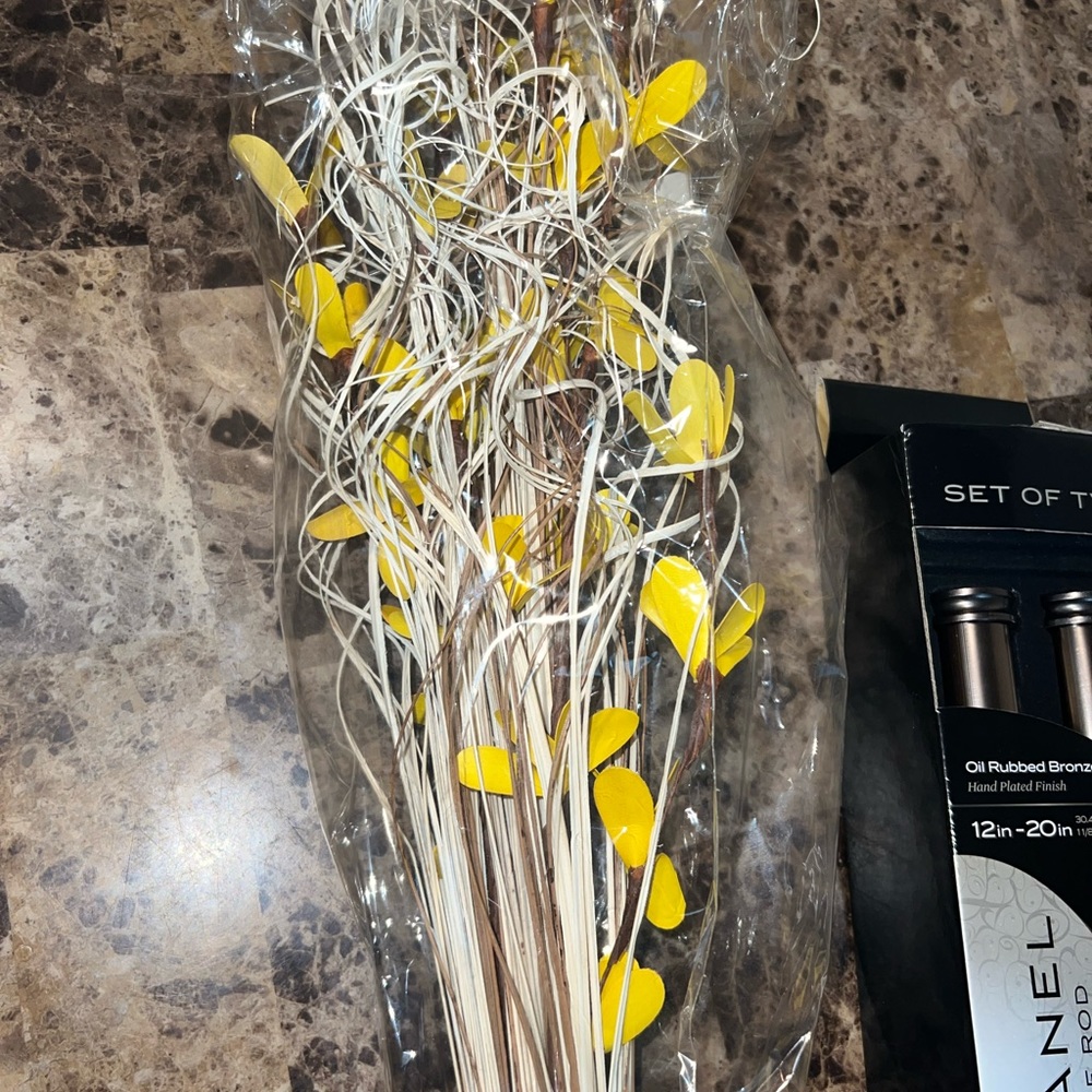 Vase filler